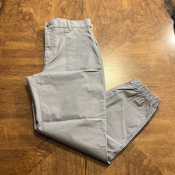 NWT Eddie Bauer size 8 Adventurer Stretch Ripstop Jogger Pants - Picture 3 of 12